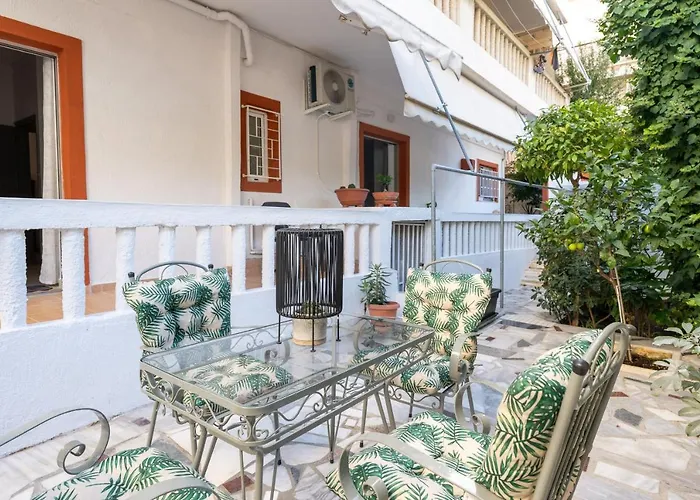 Majestic 2 Glyfada