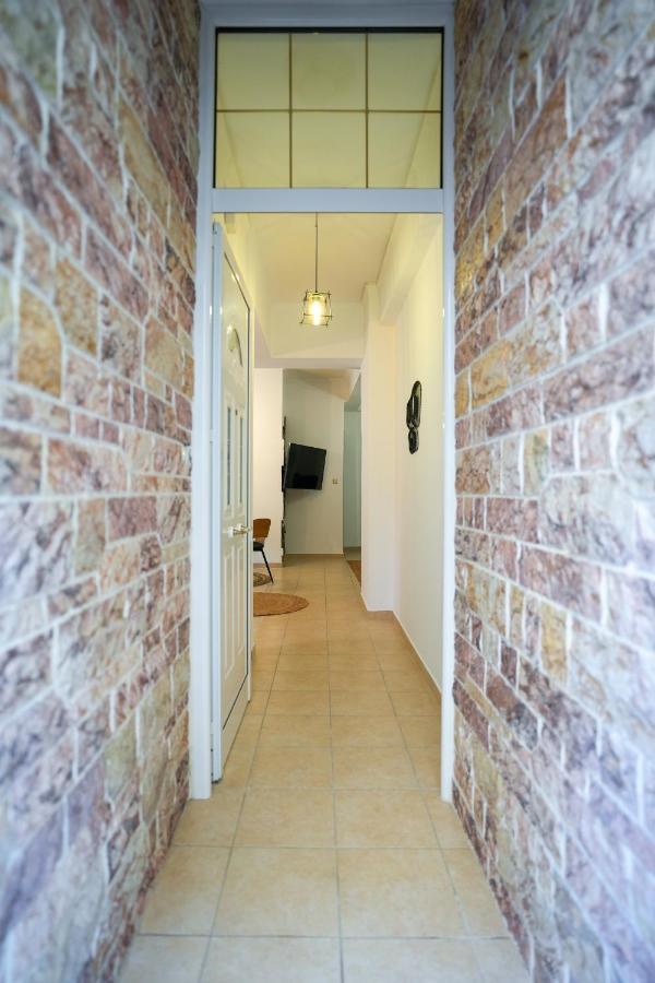Majestic 2 Glyfada Apartment Athens